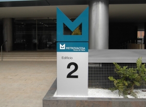 Branding Exterior